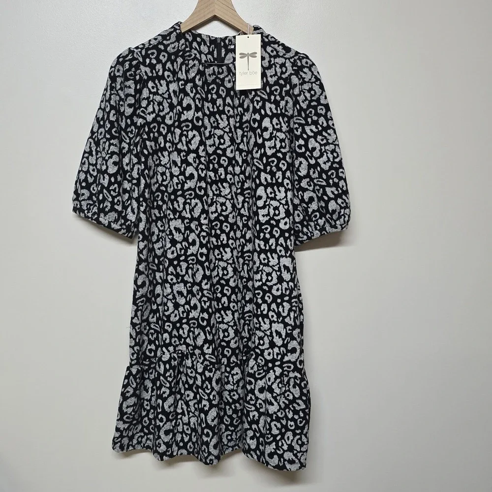 Tyler Boe Women's Short Shift Dress Leopard Print Half Sleeve Ruffle Hem Sz S‎